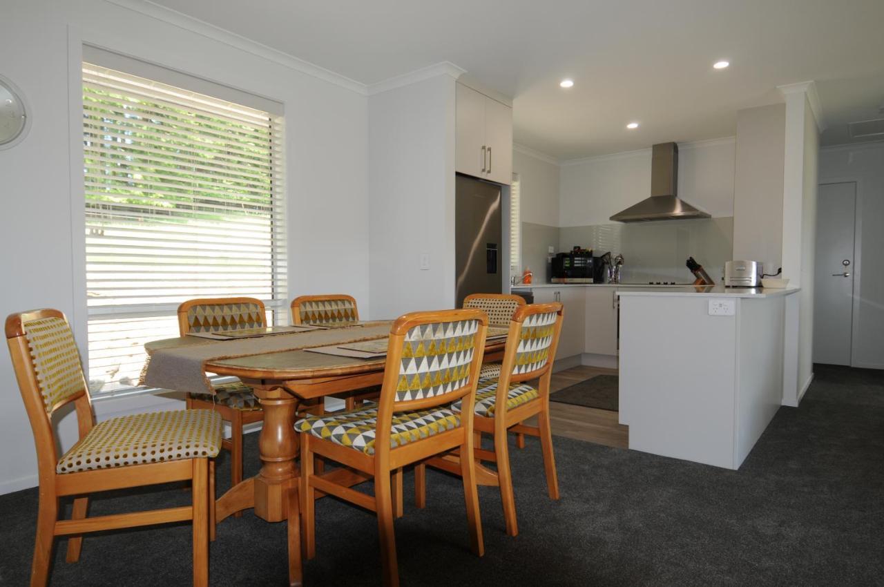 Cottage 45° South Te Anau Luaran gambar